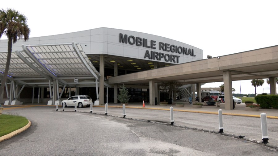 Global technology outage affecting Mobile Regional Airport flights [Video]