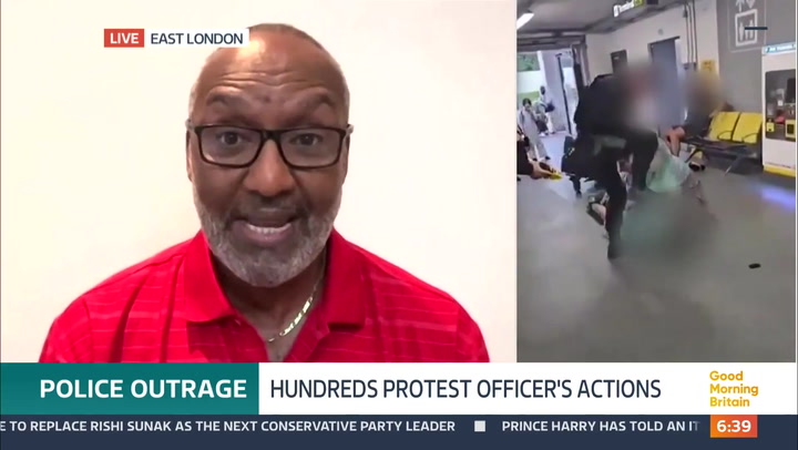 Ex-Met chief hits out at Manchester Airport police officers actions | News [Video]