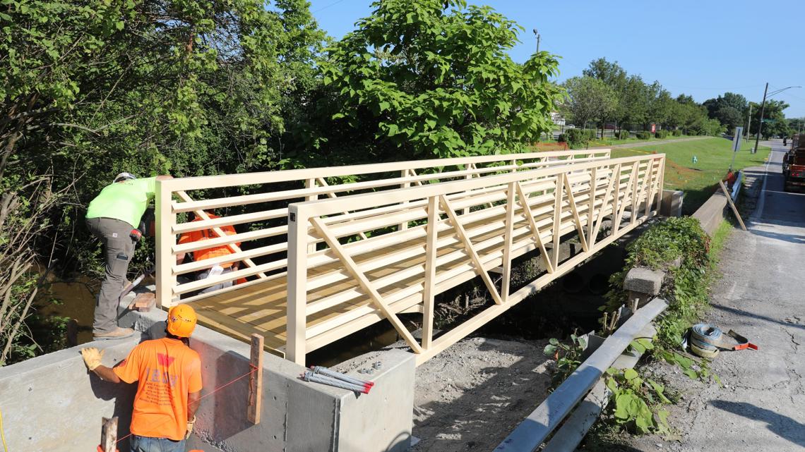 Pedestrian bridge replaced on Indy’s northeast side [Video]