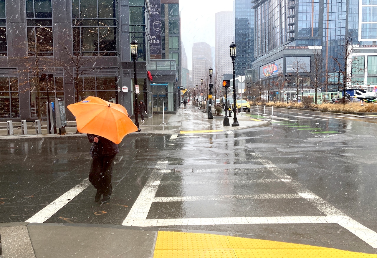 Mass. weather: Hail, thunderstorms could soak areas Thursday night [Video]