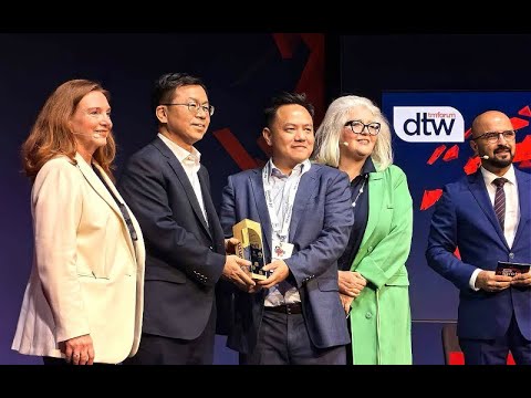 Huawei and China Mobile Win TM Forum 2024 Excellence Award [Video]