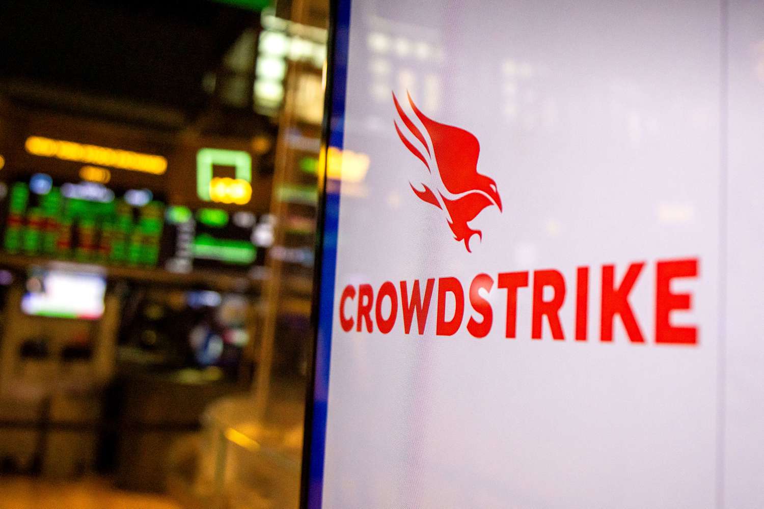 These Cybersecurity Stocks Could Gain From Fallout After CrowdStrike Outage, Analysts Say [Video]