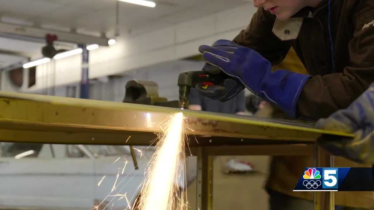 Middle schoolers learn welding through Rosie’s Girls summer camp [Video]