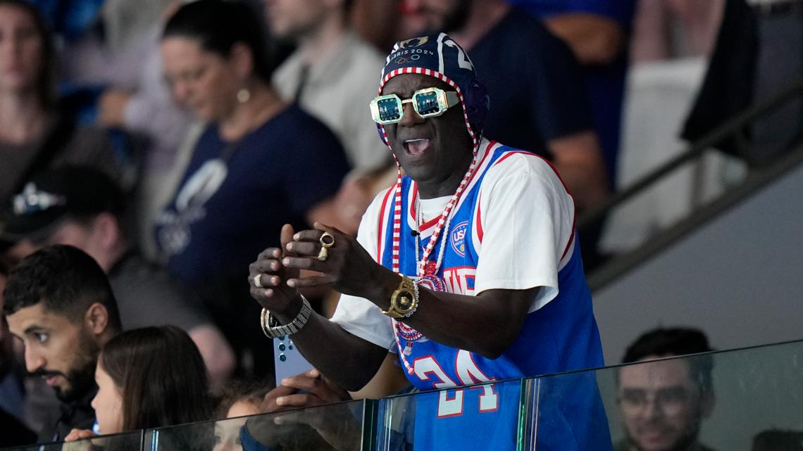 Flavor Flav meets FLOTUS Dr. Jill Biden at Olympics [Video]