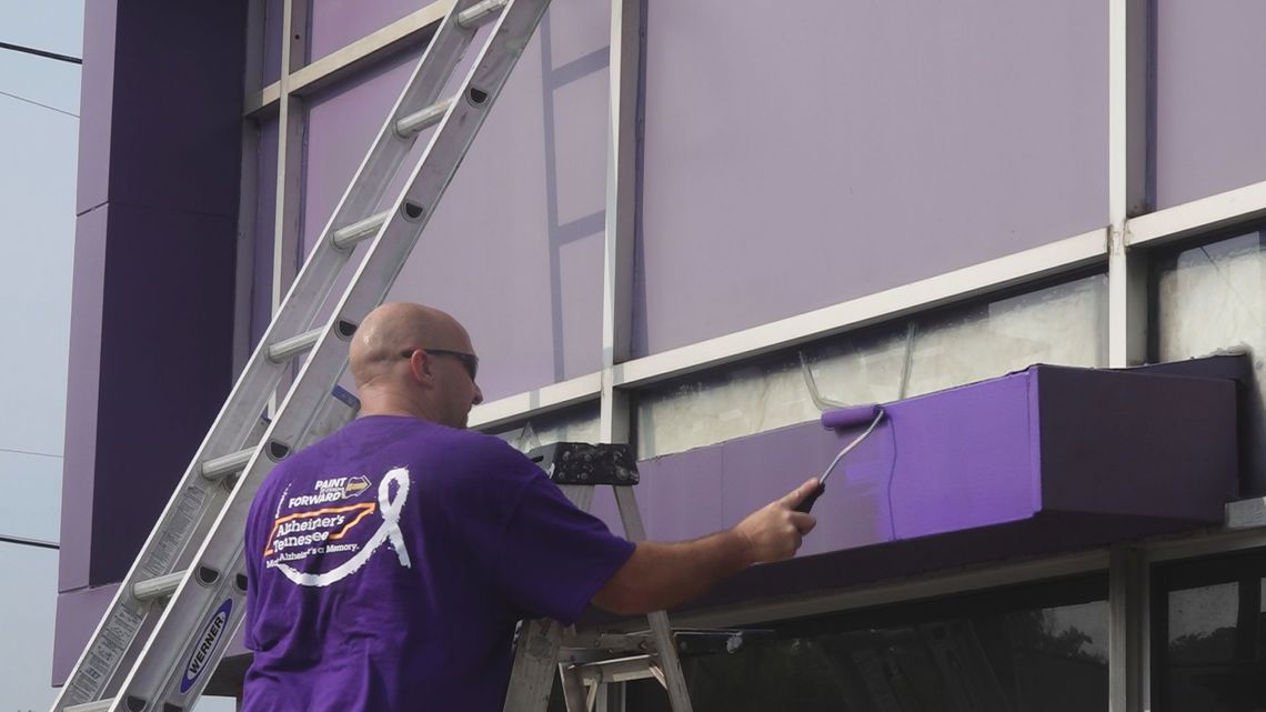 Alzheimer’s Tennessee’s building gets a fresh paint job after winning contest by local painting company [Video]