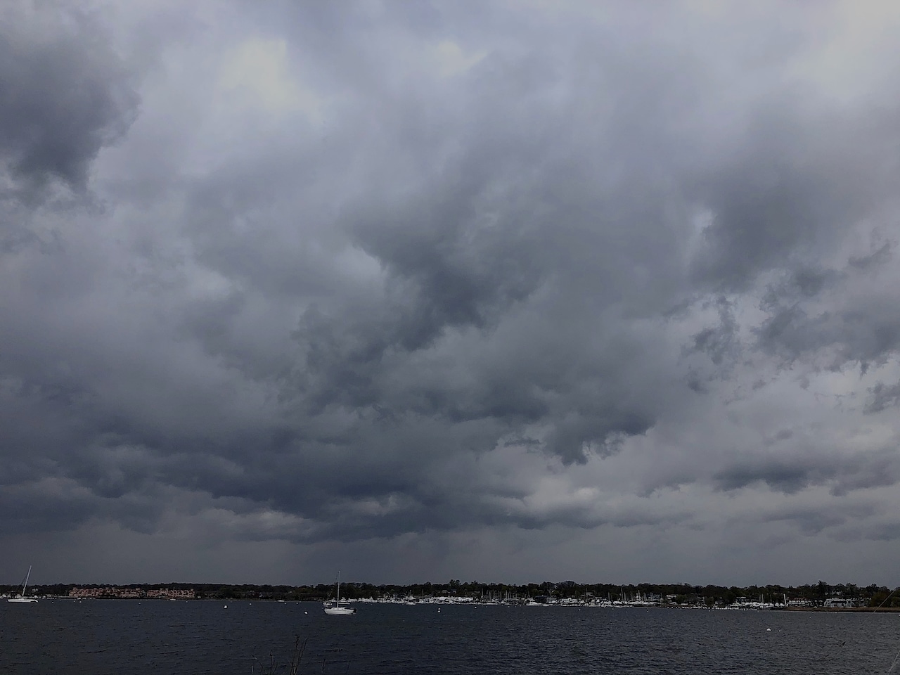 Mass weather: Sunny Sunday leads into rainy, stormy week ahead [Video]