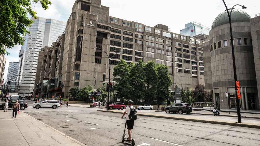 Three Montreal hotels go on surprise 24-hour strike [Video]