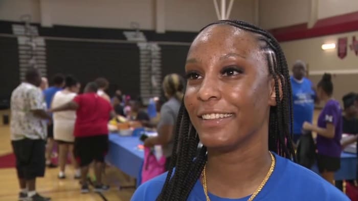 WNBA star, Wagner alum Kiana Williams gives back to her community [Video]