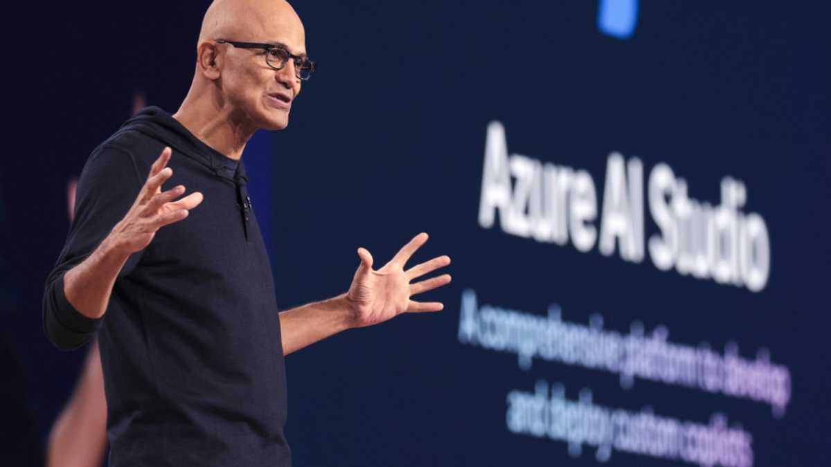 Microsoft cloud unit miss dulls bright earnings [Video]