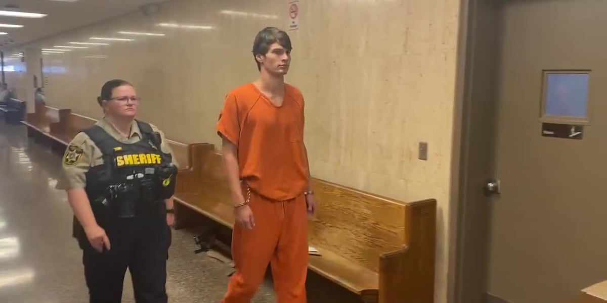 Judge denies bond for former UA student accused of sexually assaulting another student [Video]