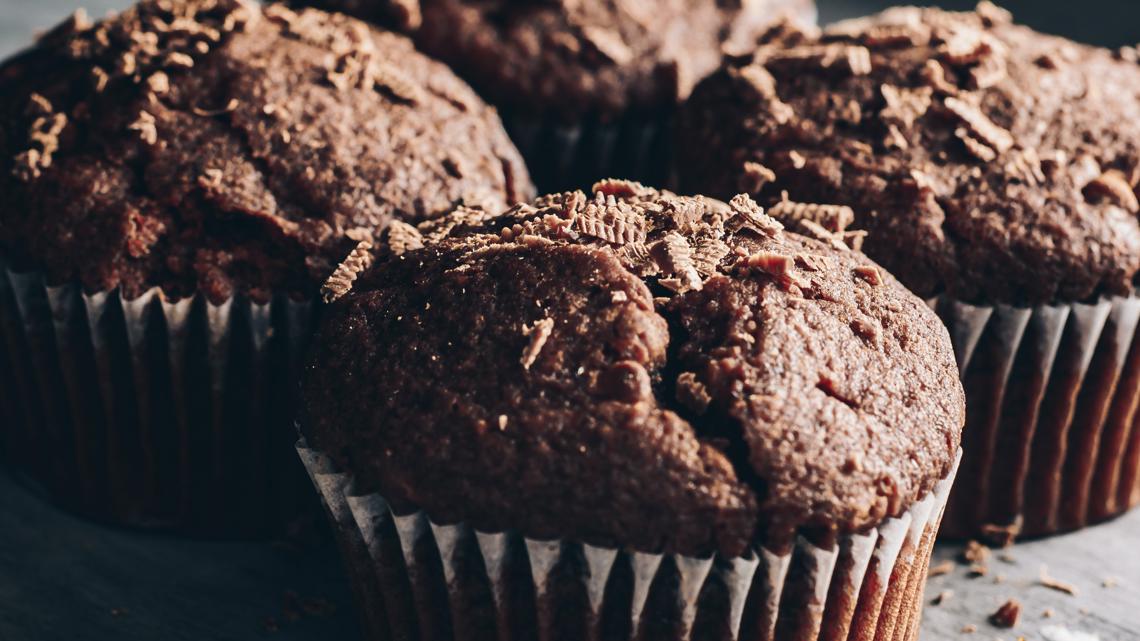 Swimmer becomes TikTok’s viral ‘Olympic Muffin Man’ [Video]