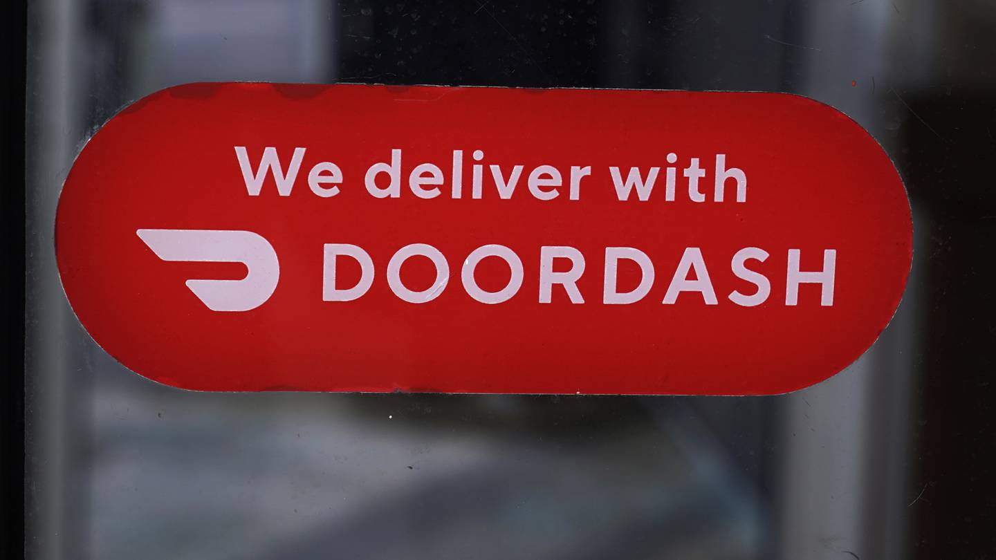 DoorDash sees record orders and revenue in second quarter even as US restaurant traffic slows  WSB-TV Channel 2 [Video]