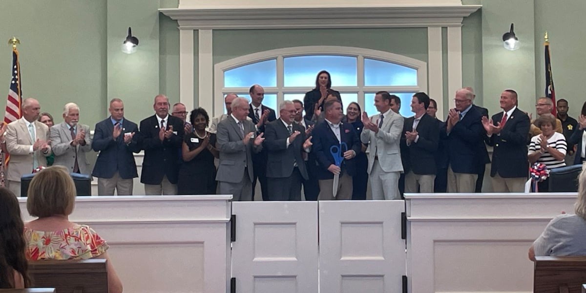 Community attends Columbus County Courthouse ribbon cutting ceremony [Video]