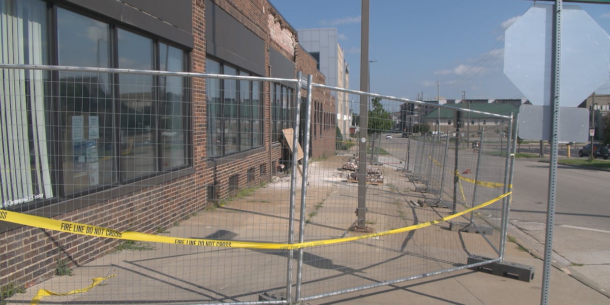 Ecumenical Community Center organizations will operate normally after bricks fell off the building [Video]