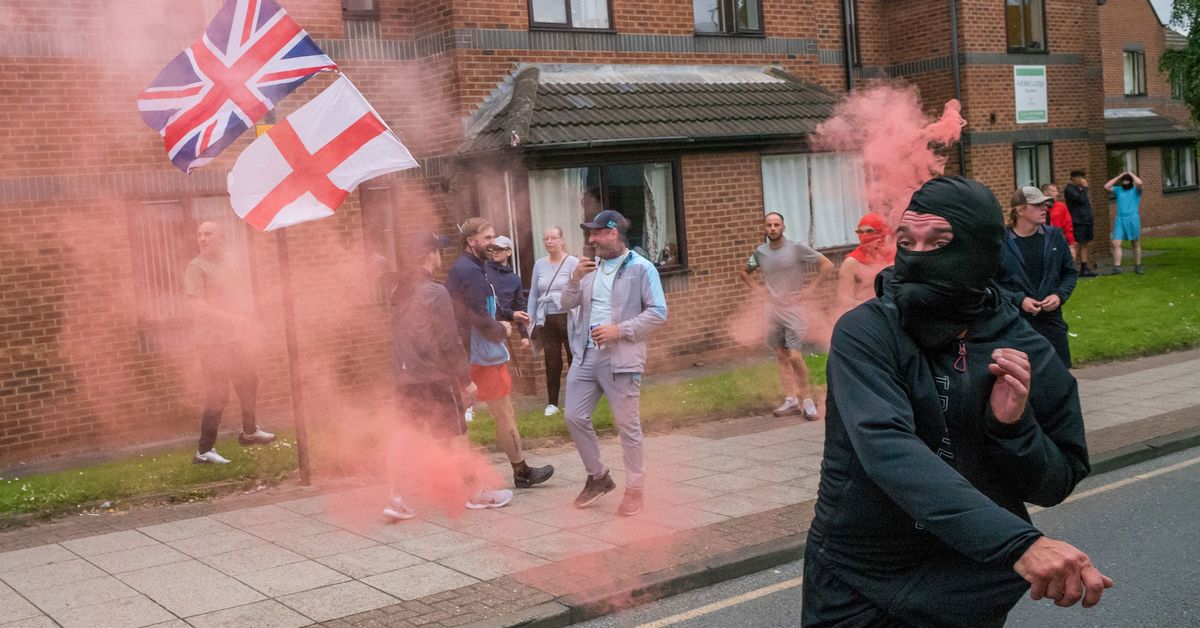 Dozens arrested in far-right-fuelled violent UK protests after Southport stabbings [Video]