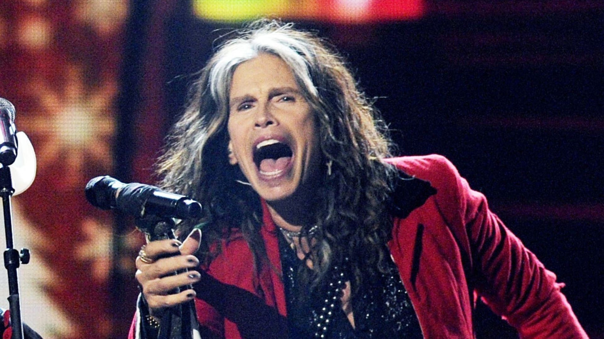 Aerosmith ‘Walks This Way’ Out, Announces Retirement From Touring For Good [VIDEOS]