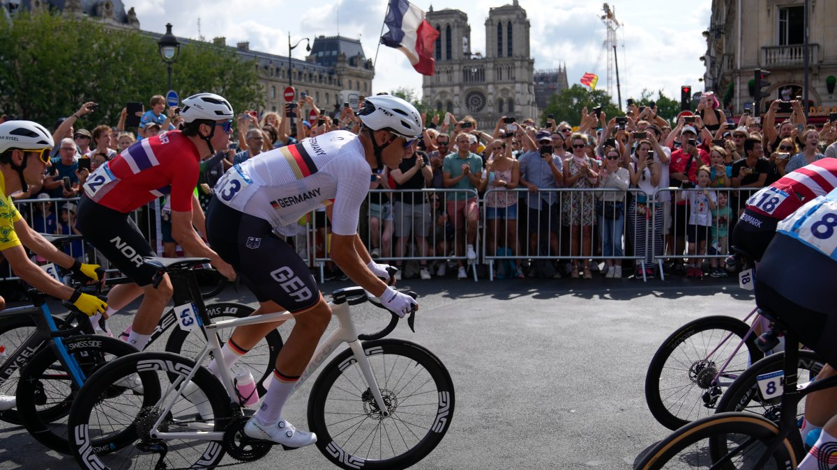 Riding a bike in the Olympics, eating, drinking, bathroom breaks  NBC4 Washington [Video]