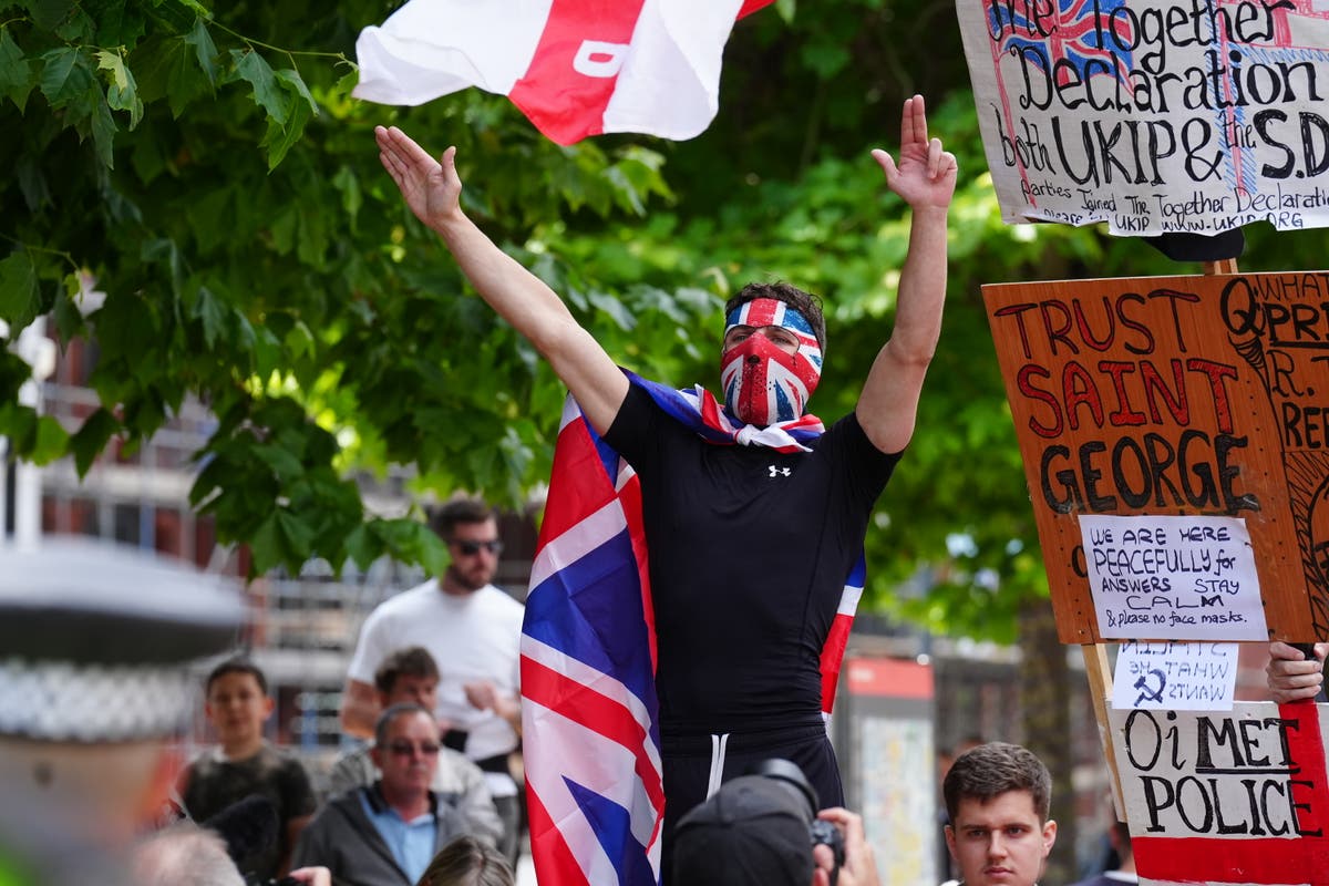 UK riots: Anti-immigration rioters defiling Union flag, says Archbishop of Canterbury [Video]