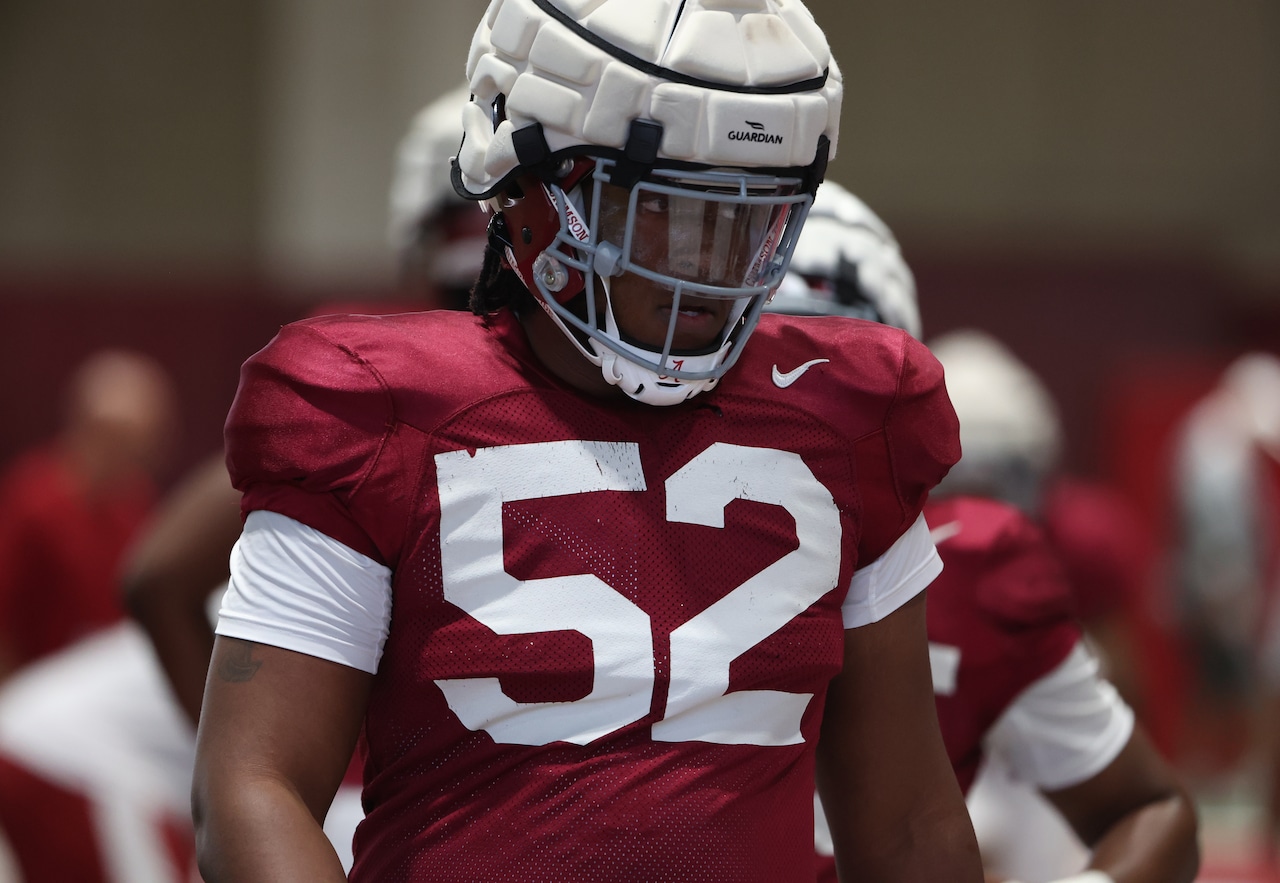 Former Alabama defensive lineman ends Syracuse career with injury [Video]