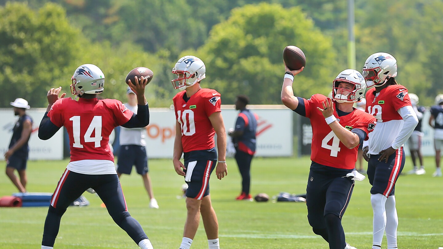 Patriots plan to play all four quarterbacks in preseason opener [Video]