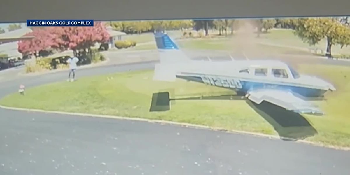 Dramatic video shows plane skid across golf course, narrowly avoiding golfer