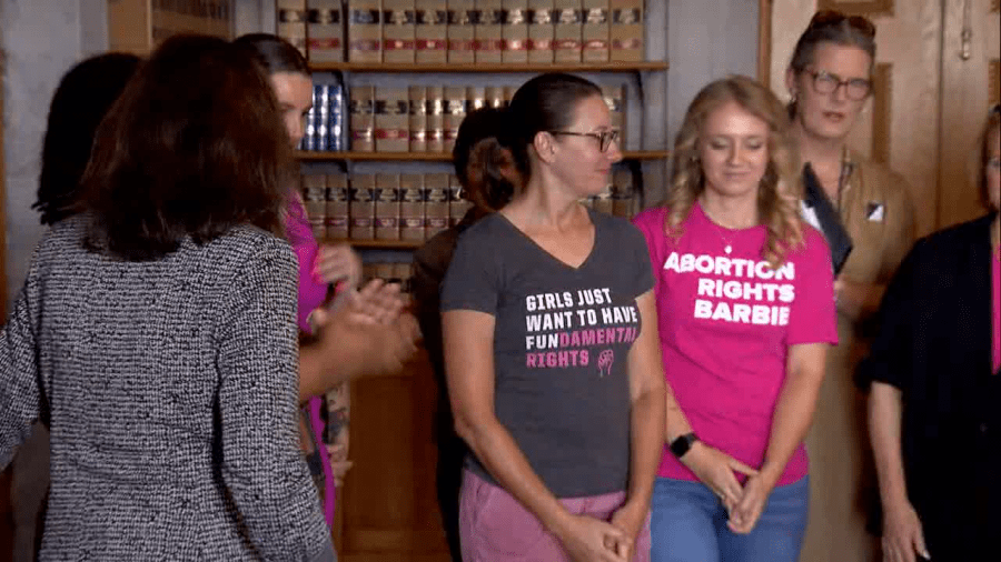 Planned Parenthood hopes change will come in November [Video]