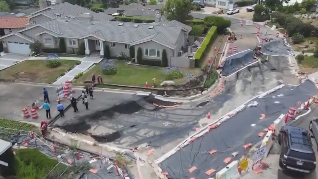 Information center opened to help Rancho Palos Verdes residents impacted by landslide [Video]