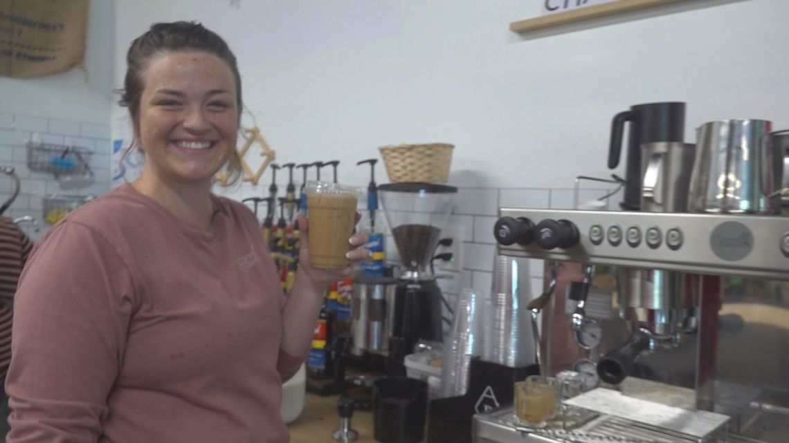 Customer helping to save her favorite coffee shop [Video]