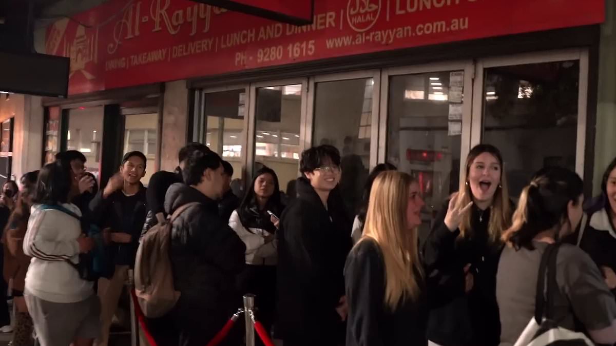 Youtuber Stanley Chen fooled hundreds of foodies to queue for hours outside a five-star ramen restaurant in Sydney’s Surry Hills. There was just one problem… [Video]