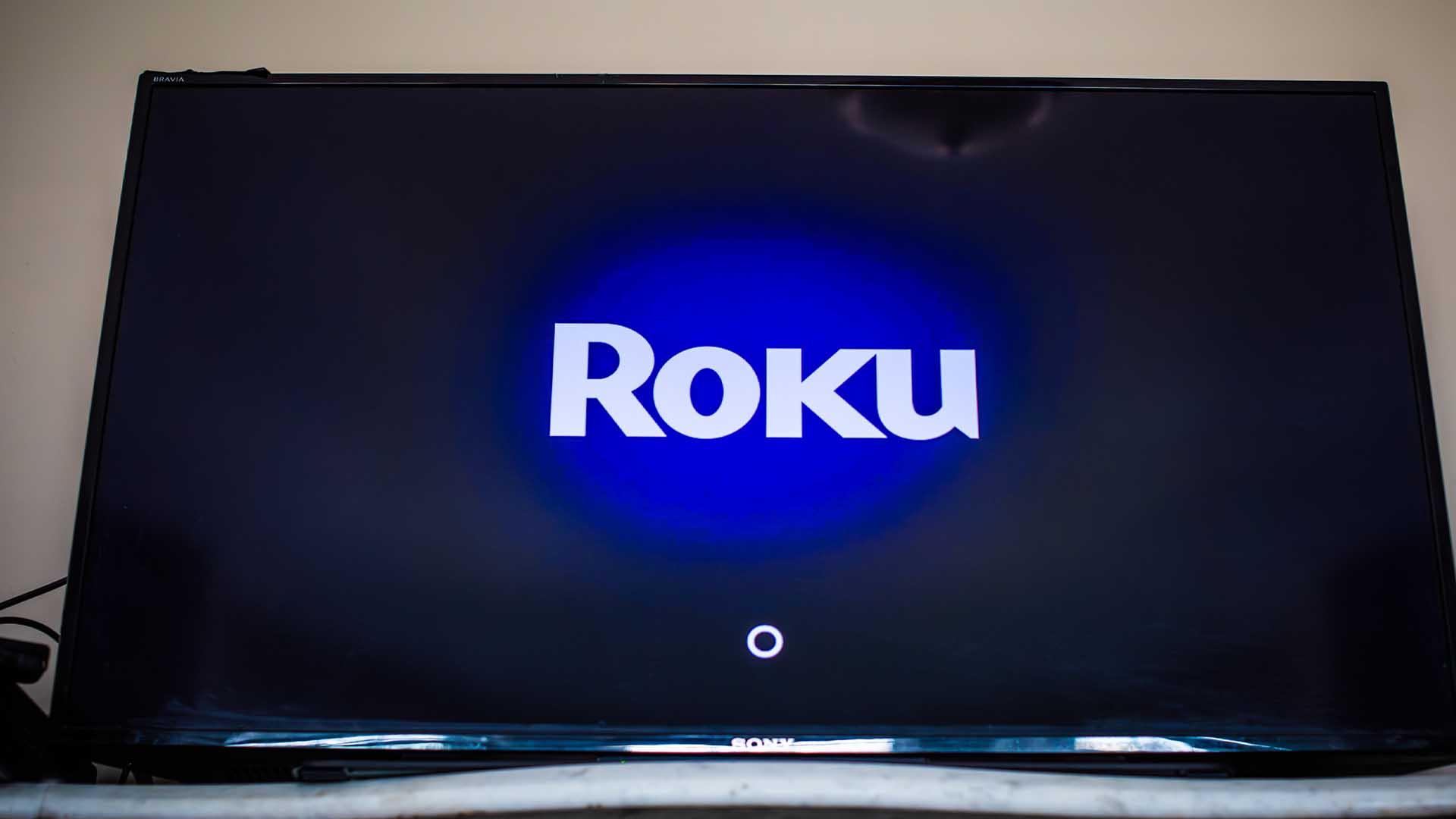 Roku users can control their TV with a few taps of their smartphone – and fans say it’s ‘better than the remote’ [Video]