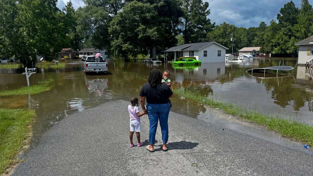 Debby makes 2nd landfall [Video]