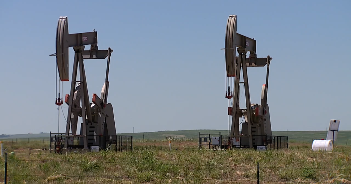 Colorado commission approves sprawling oil and gas plan near Aurora [Video]