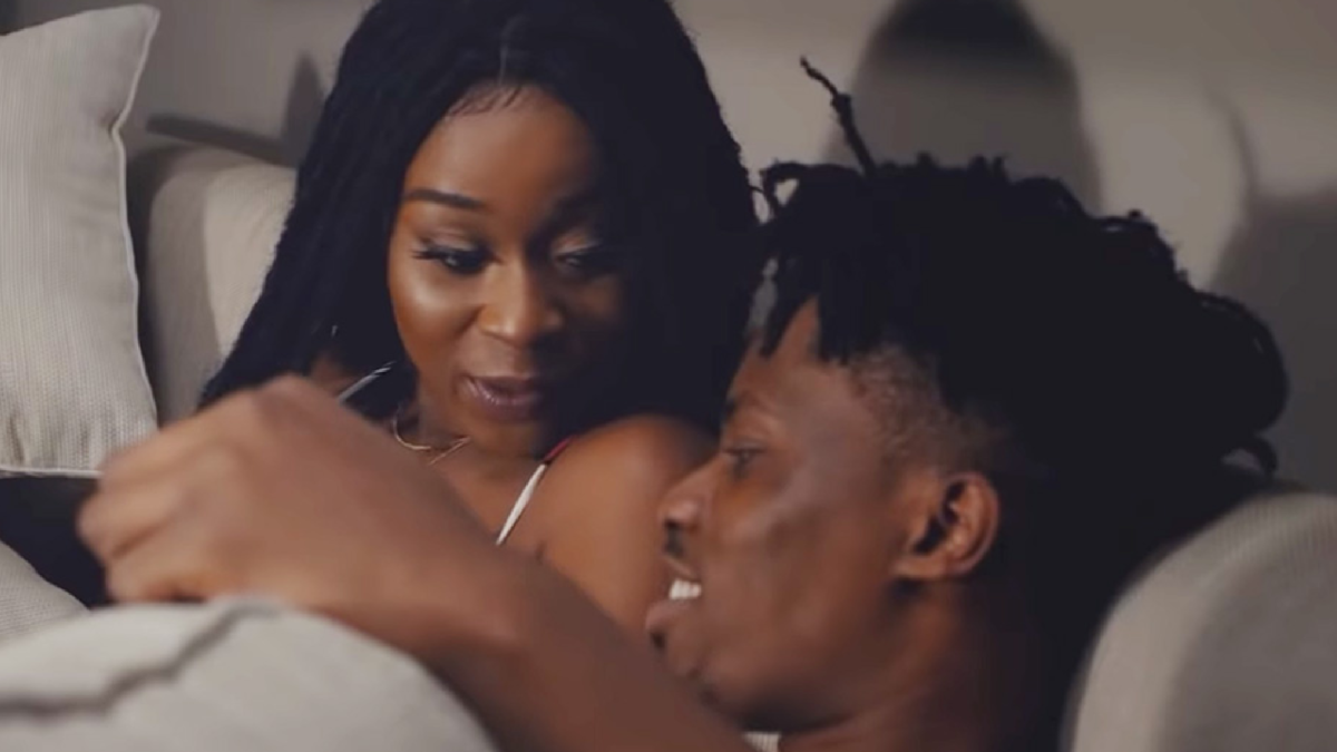 Kwesi Arthur calls out Efia Odo, warns of legal action [Video]