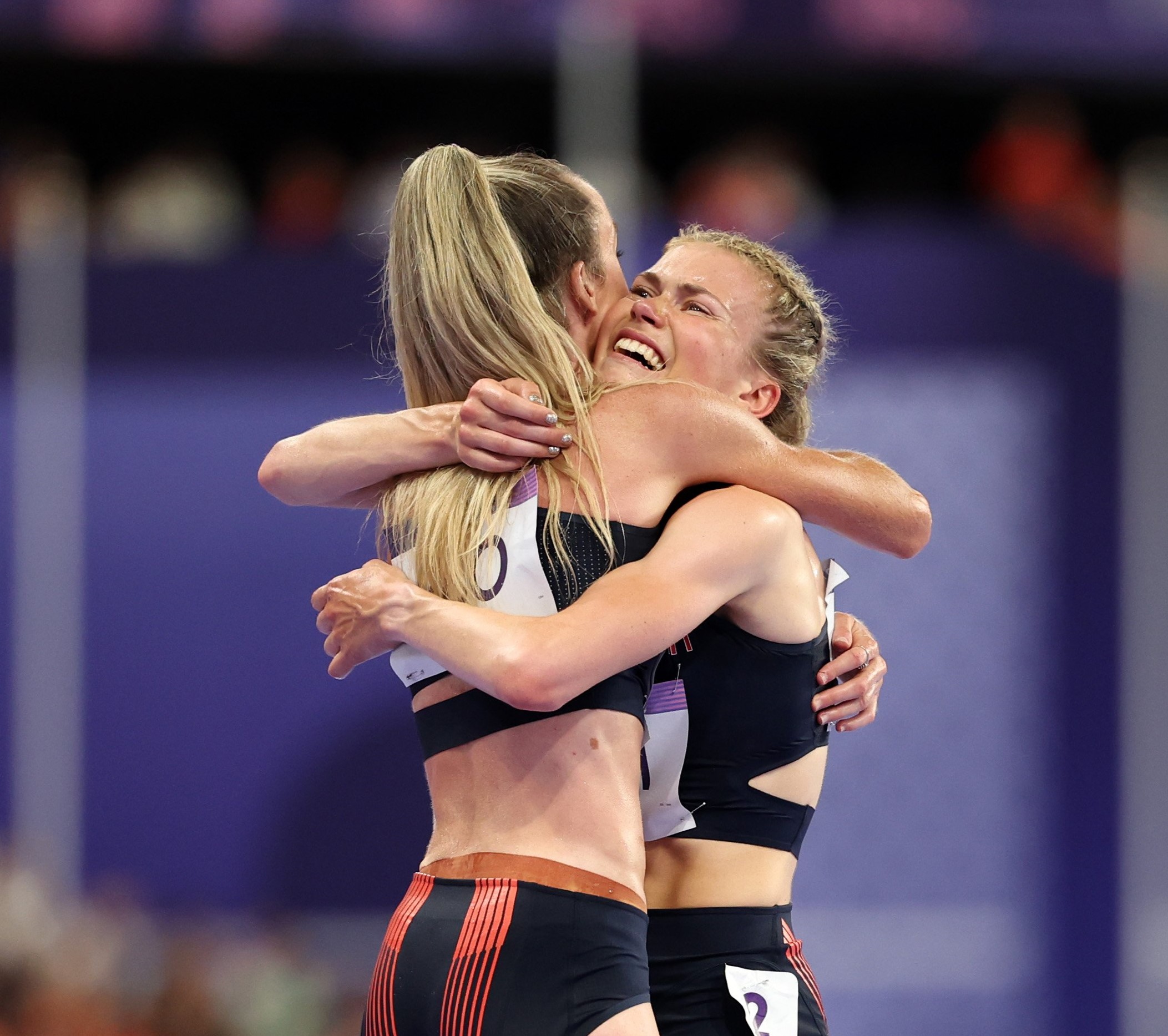 Support act: Four-time Olympian Eilish on hand to help Megan after tough night in Paris [Video]