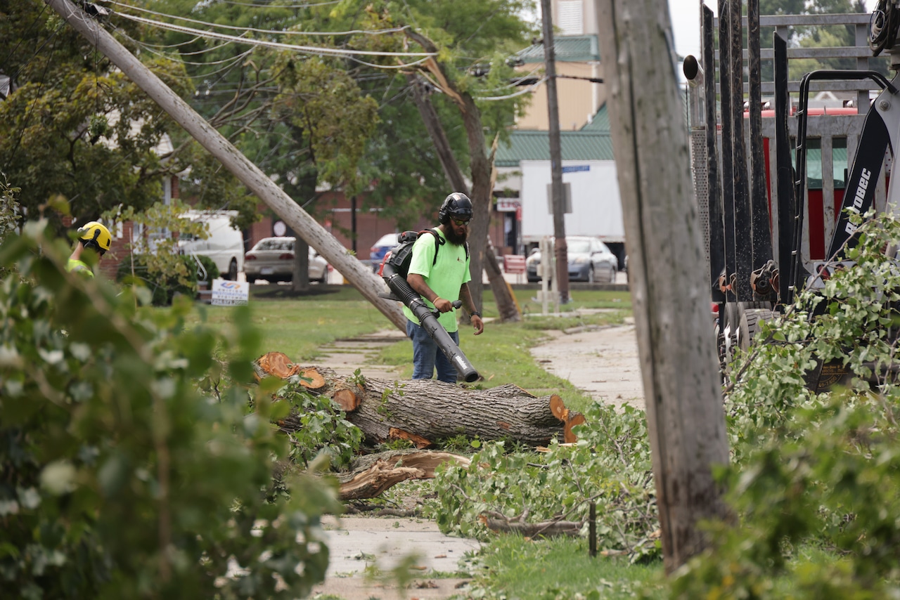 Cuyahoga, state offer oxygen tank refills following Tuesdays storms [Video]