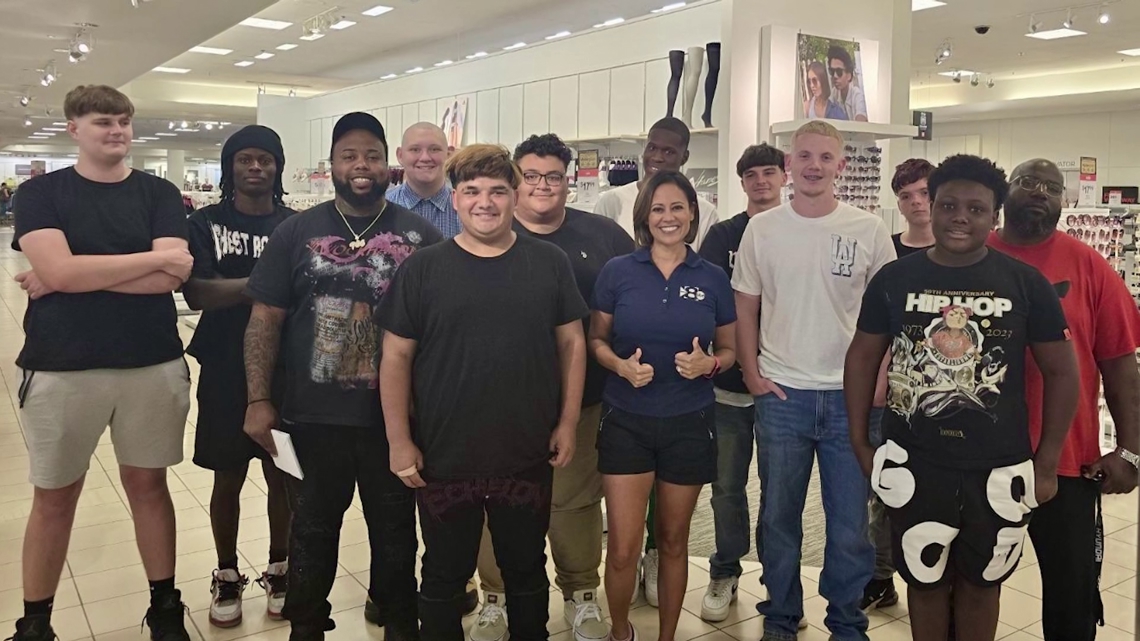 North Texas foster youth get back-to-school shopping spree [Video]