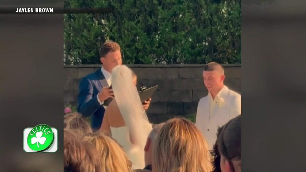 Blake Griffin officiates Payton Pritchards Celtics star-studded wedding – Boston News, Weather, Sports [Video]