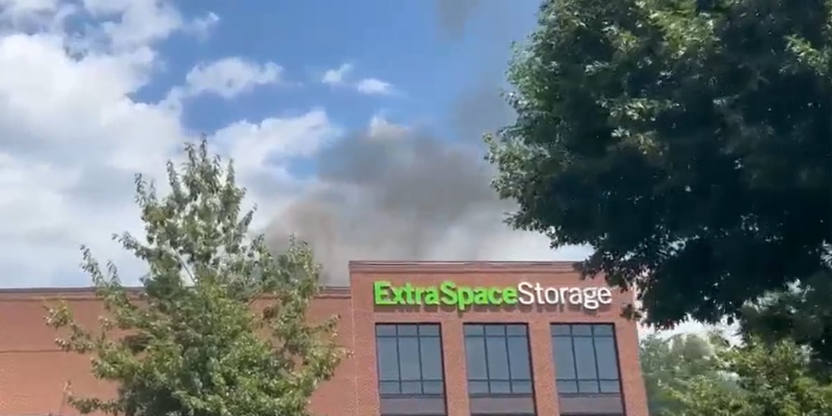 Crews battle flames at Cobb County storage facility, firefighters say [Video]