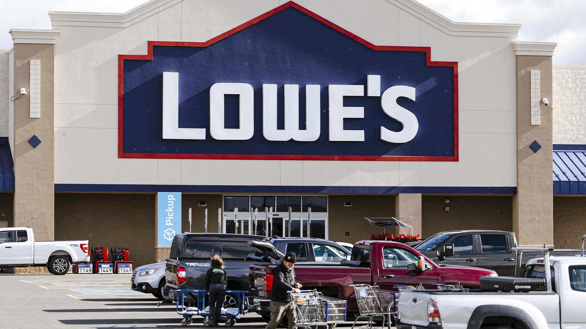 Shoppers fume Lowe’s will ‘lose customers’ as people ‘vehemently hate’ checkout process and fear it’s ‘new normal’ [Video]