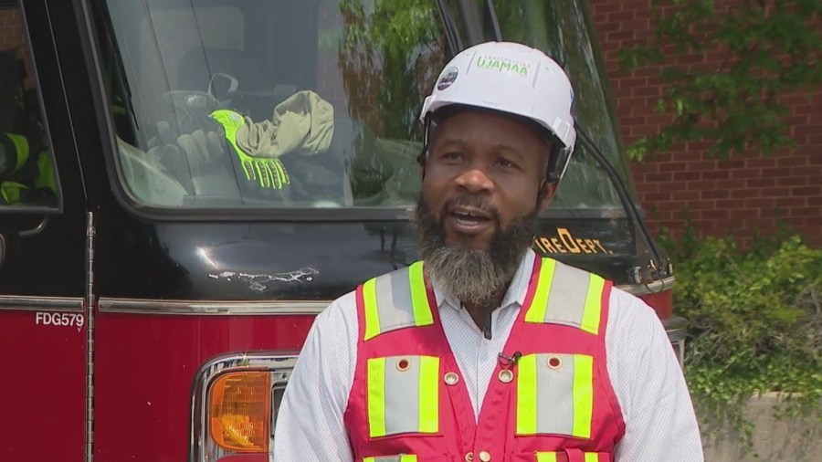 Chicago contractor aims to build up next generation [Video]