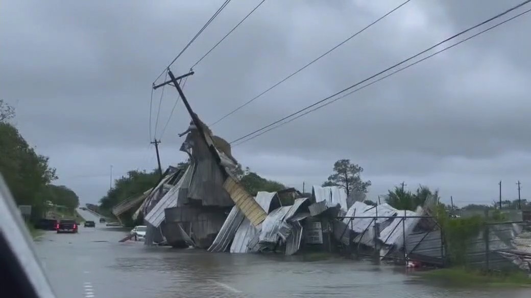 Texas first responders have issues communicating with outside agencies, TDEM chief says [Video]