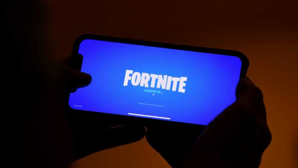 Epic launches own app store, Fortnite back for iPhones in Europe [Video]