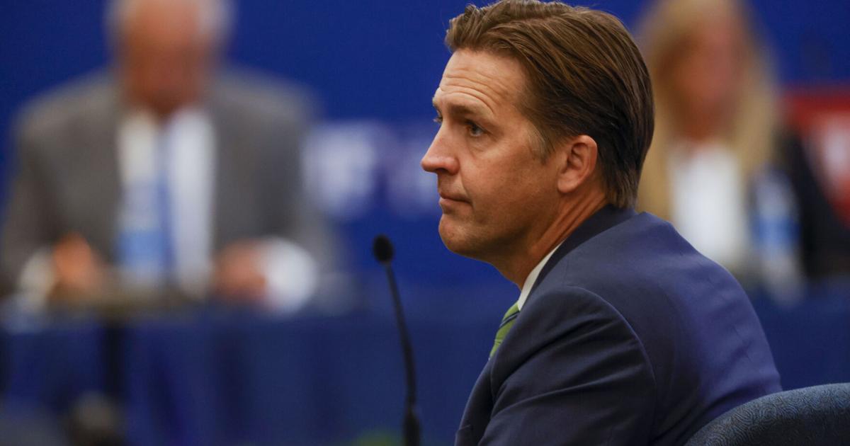 Former U.S. Sen. Ben Sasse responds to allegations about his spending at University of Florida [Video]