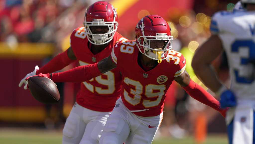 Chiefs Lions preseason game at Arrowhead Live Blog [Video]