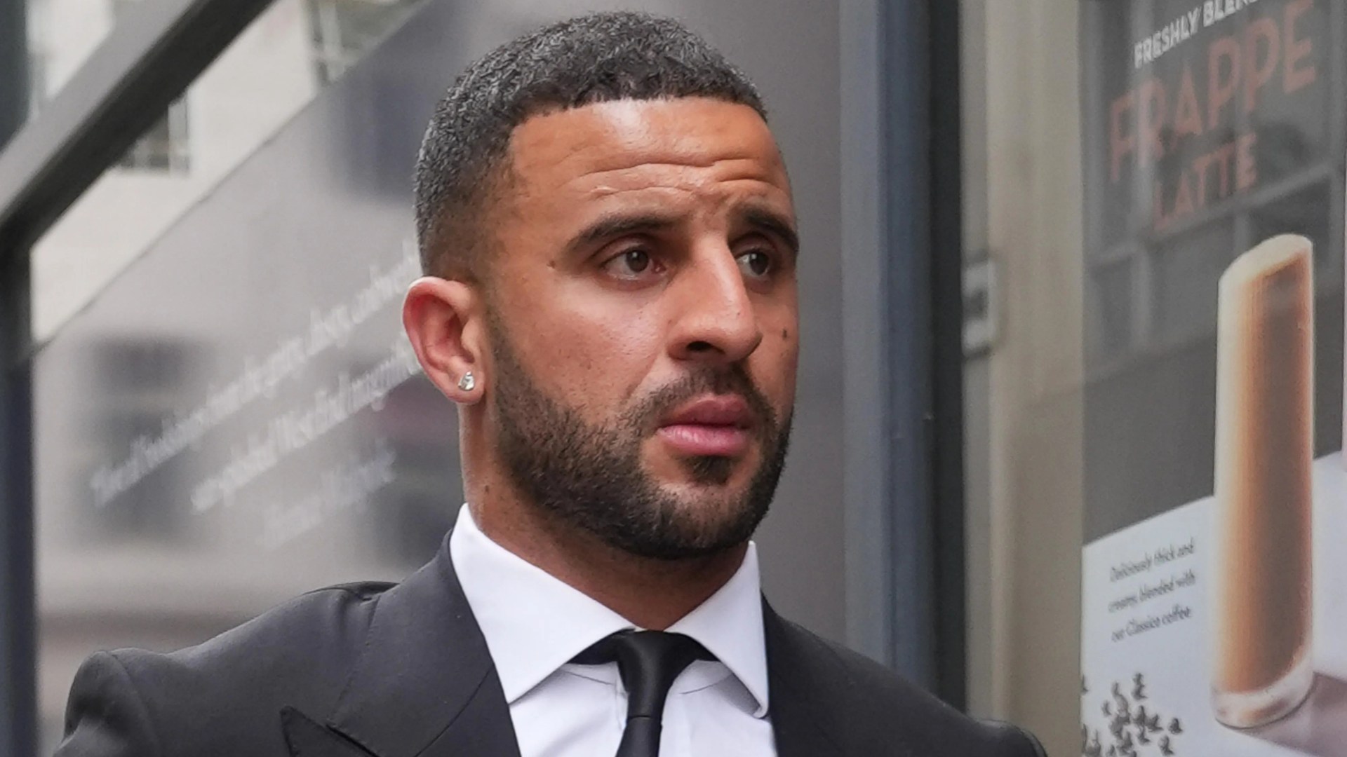 Kyle Walker ‘readying lawyers’ for another court battle with Lauryn Goodman as he ‘considers launching harassment case’ [Video]