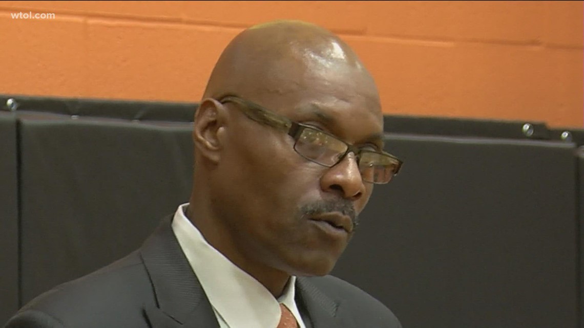 Dennis Hopson resigns after 5 years at the helm of Lourdes basketball [Video]