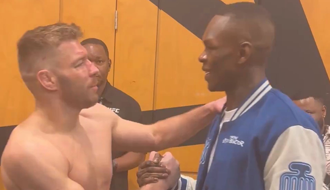 Video | Dricus du Plessis and Israel Adesanya share a moment backstage after UFC 305 title fight [Video]