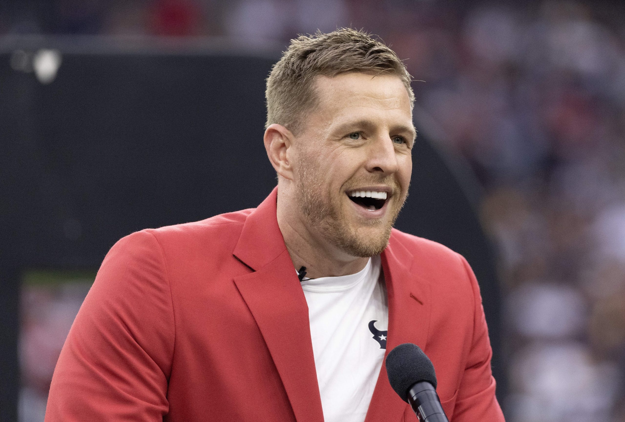 Let the rumors begin again, J.J. Watt is back in Pittsburgh [Video]