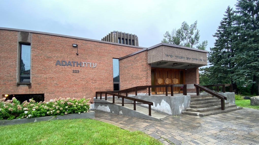 Jewish institutions across Canada receive threats, synagogues in Montreal on list [Video]