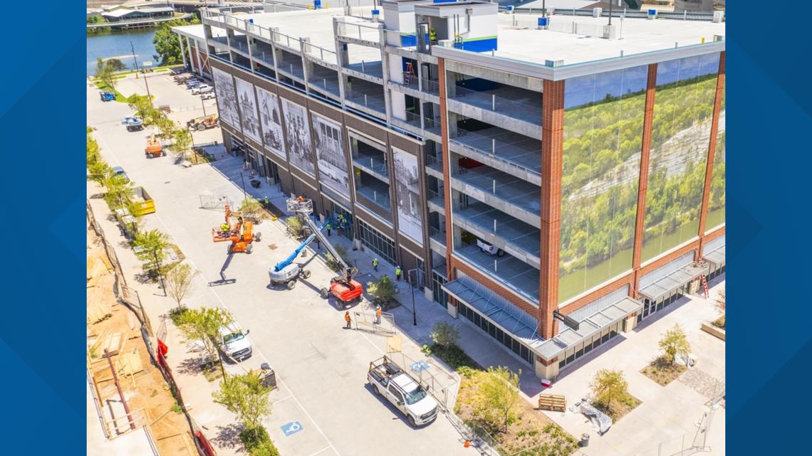 Downtown Waco parking garage gets new decorative screening:TX [Video]